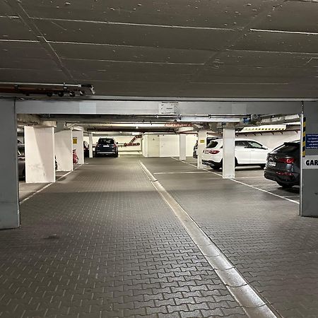 Апартаменти Truly - Viel Platz Fuer Business & Familie - Modern, Garage, Fahrstuhl Аугсбург Екстер'єр фото