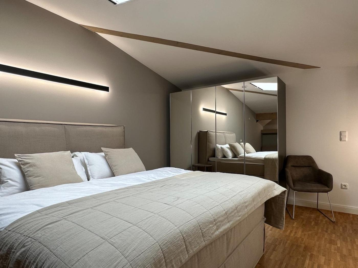 Апартаменти Truly - Viel Platz Fuer Business & Familie - Modern, Garage, Fahrstuhl Аугсбург Екстер'єр фото