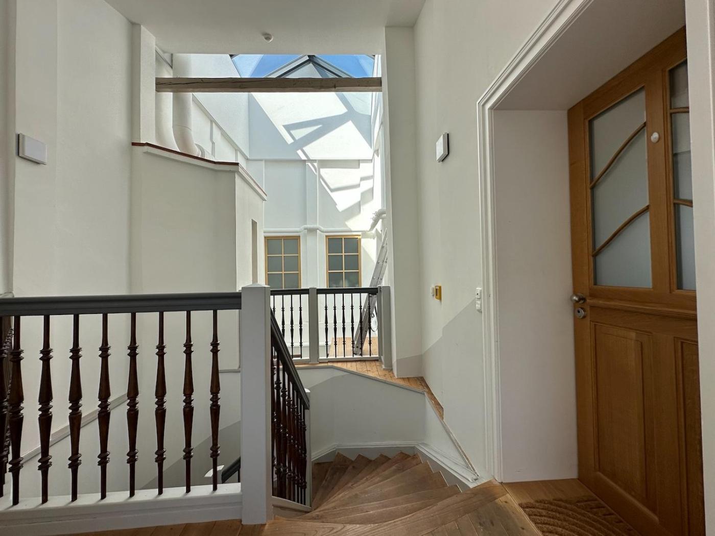 Апартаменти Truly - Viel Platz Fuer Business & Familie - Modern, Garage, Fahrstuhl Аугсбург Екстер'єр фото